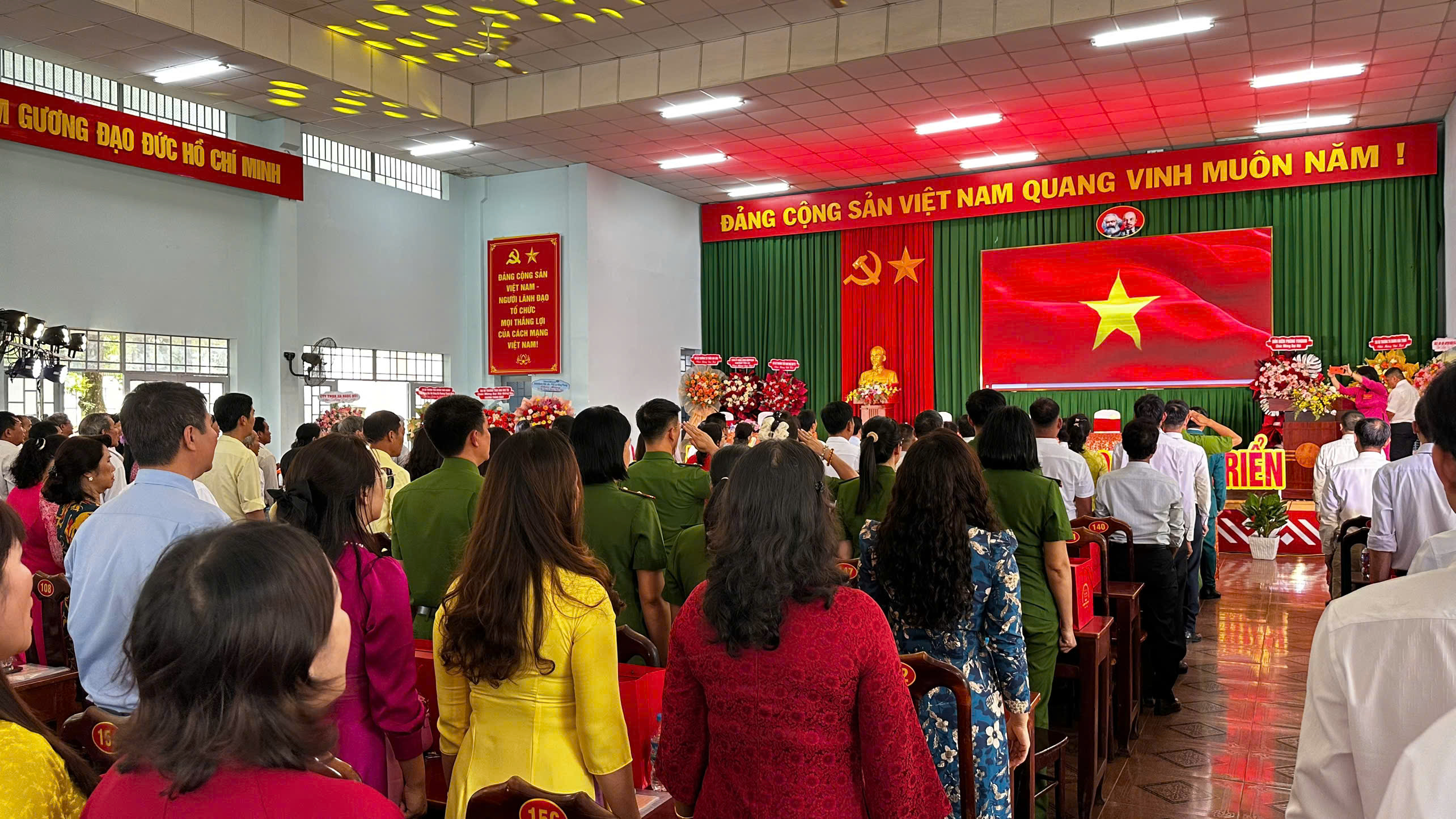 gen-h-quóc kỳ